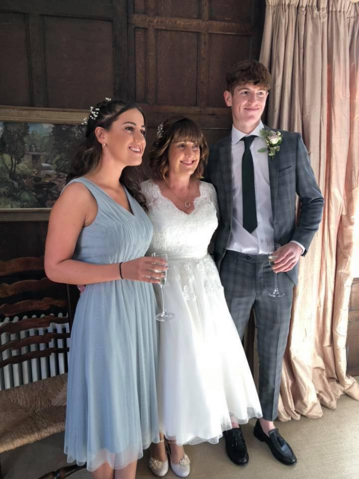 Short wedding dress with sleeves